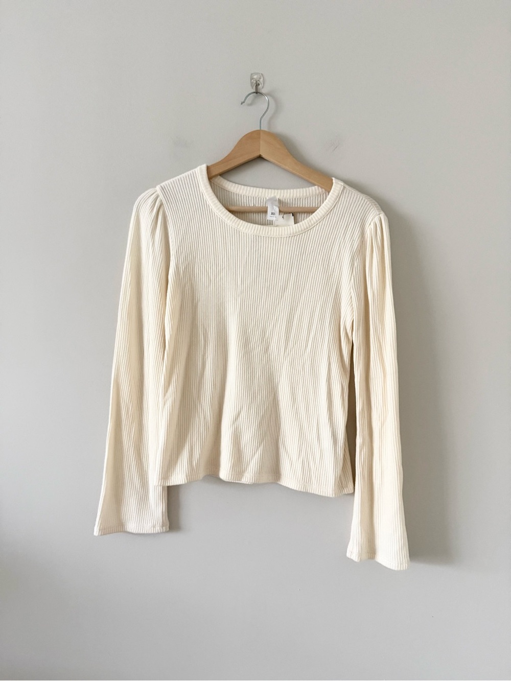 NWT Alternative Cream Ribbed Long-Sleeve Top Flare Long Sleeve Size XS
